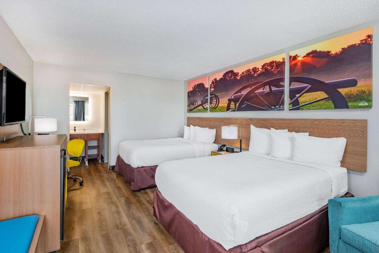 Days Inn By Wyndham Charlottesville/University Area Bagian luar foto